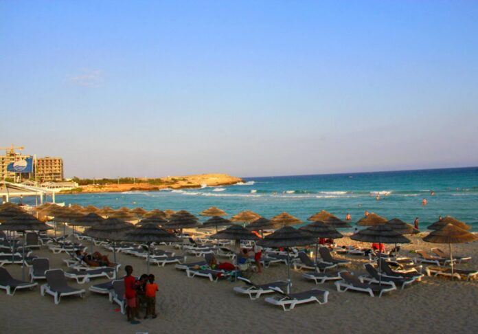 Coronavirus: Cyprus to pay holiday costs of infected tourists
