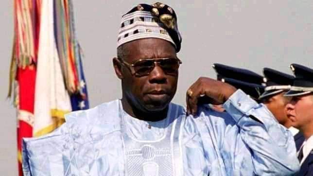 Obasanjo accuses Buhari of taking excessive foreign loans