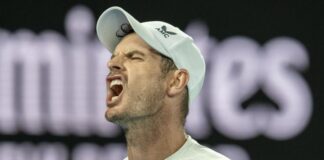 Andy Murray beats Matteo Berrettini in Australian Open first round