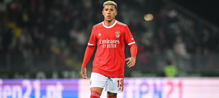 Chelsea breaks British transfer record to land Enzo Fernández Chelsea breaks British transfer record to land Enzo Fernández