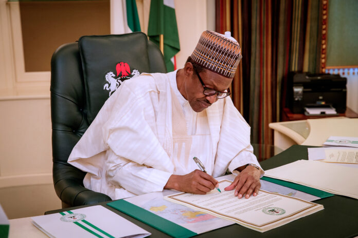 Buhari signs bill mandating President-elect, Governors to appoint cabinet in 60 days Buhari signs bill mandating President-elect, Governors to appoint cabinet in 60 days