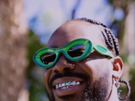 Adekunle Gold receives plaque for becoming first artiste to sell out Wole Soyinka Centre Adekunle Gold