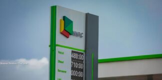 NNPC slashes petrol pump price to N910 per litre