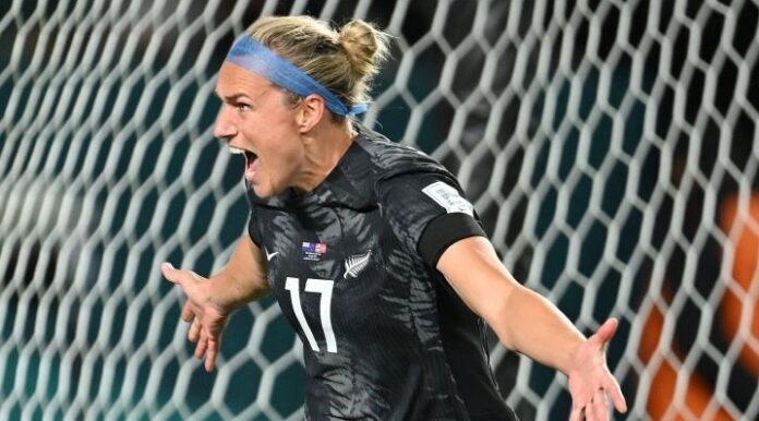 Women’s World Cup: Host nations New Zealand and Australia win on opening matchday Women’s World Cup: Host nations New Zealand and Australia win on opening matchday
