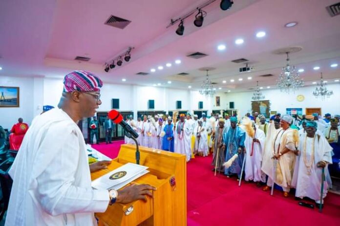 Sanwo-Olu renews Oba Akiolu’s tenure as Chairman, Lagos State Council of Obas