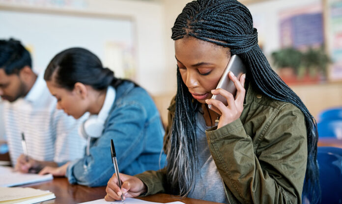 As a student, here are 10 practical ways to effectively manage distractions Cutting down distractions