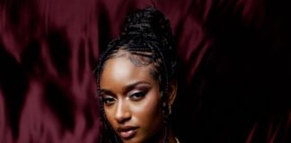 Ayra Starr accused of being mannerless for shaking hands with music icon, King Sunny Ade (VIDEO) Ayra Starr