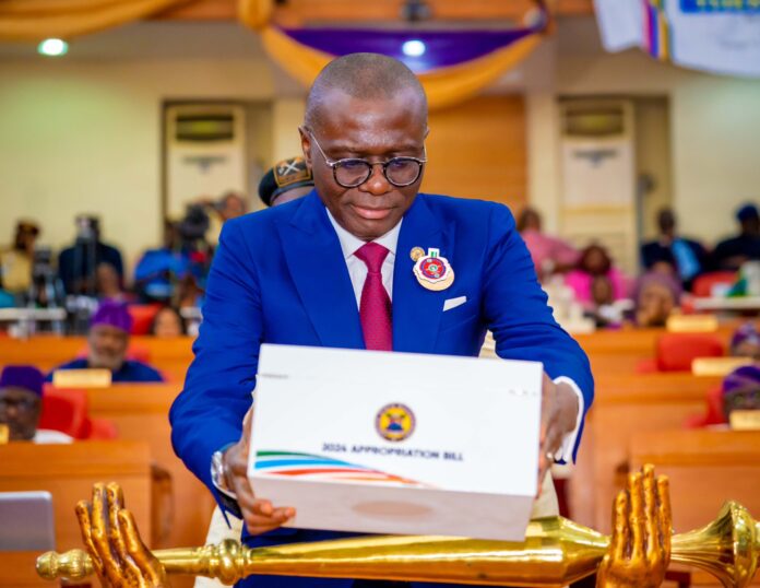 Sanwo-Olu presents N2.246 trillion budget to House of Assembly Sanwo-Olu presents N2.246 trillion budget to House of Assembly