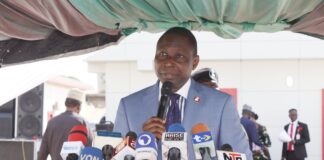 AGF backs EFCC in fight against corruption