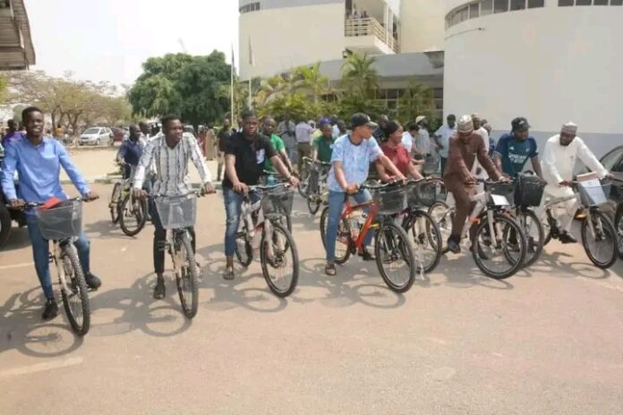 UniAbuja launches bicycle as alternative intra-campus transport (PHOTOS) UniAbuja launches bicycle as alternative intra-campus transport (PHOTOS)