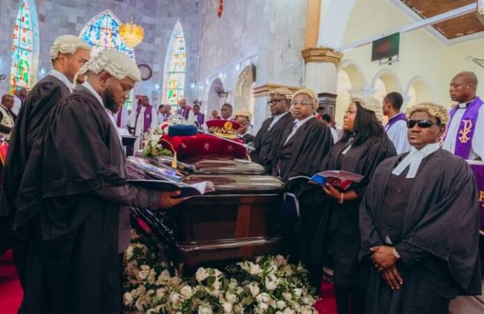 Tinubu, governors, others pay tributes as Akeredolu is buried in Owo Tinubu, governors, others pay tributes as Akeredolu is buried in Owo