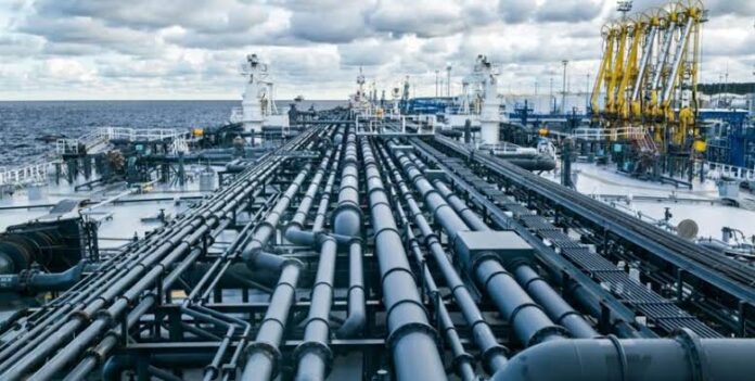Nigerian oil and gas dealers threaten service withdrawal over harsh operating conditions Nigerian oil and gas dealers threaten service withdrawal over harsh operating conditions