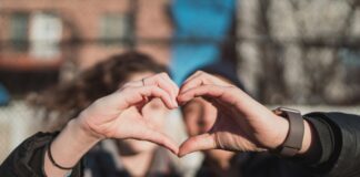 5 things couples can do to enjoy Valentine’s Day