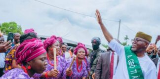 Gov Aiyedatiwa distributes 1200 tonnes of palliative grains to livestock farmers