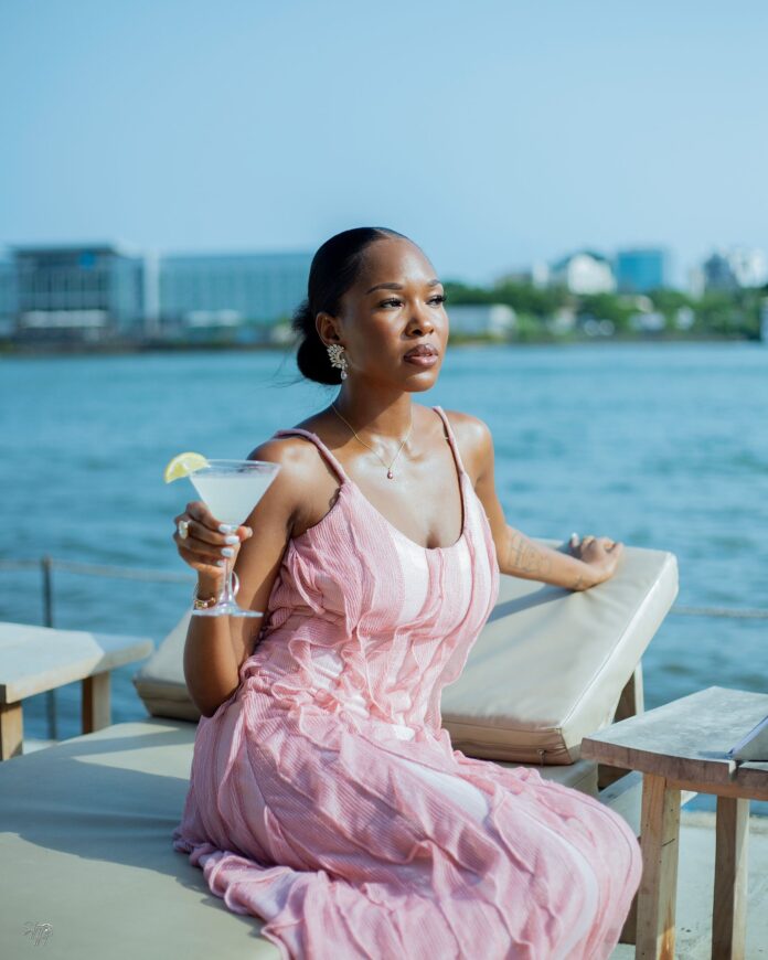 Sense doesn’t come with popularity – Vee blasts celebrities supporting Tinubu Sense doesn’t come with popularity – Vee blasts celebrities supporting Tinubu