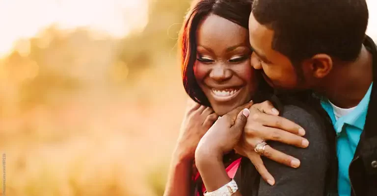 Do these 5 seemingly little things to make your partner fall more in love with you