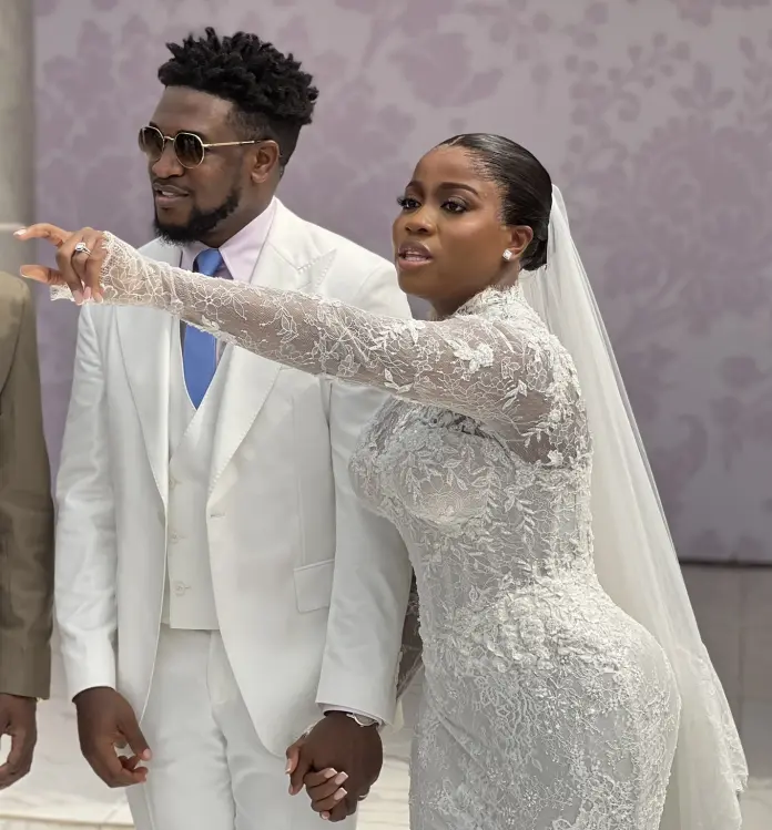 “His life is my life” – Veekee James fires defends always appearing with husband Femi Atere x Veekee James