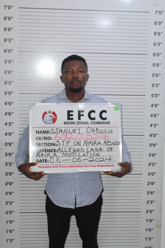 Naira Abuse: EFCC arrests 3 Naira Abuse: EFCC arrests 3