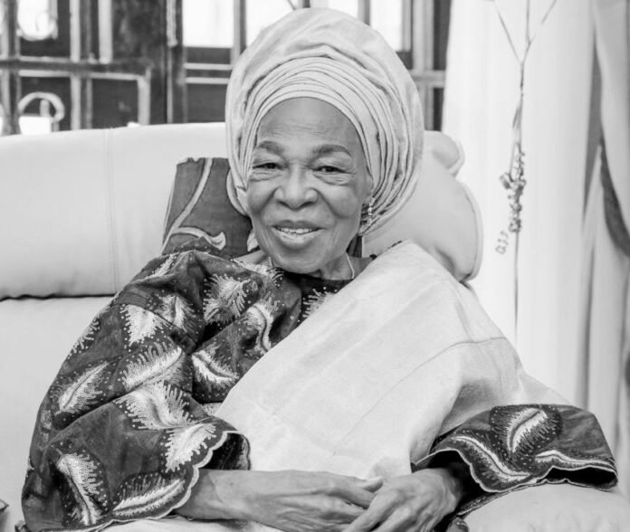 Kwara Governor commiserates with Bukola Saraki over mother’s death