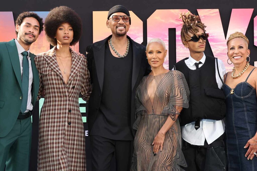 WILL SMITH , ALONGSIDE HIS WIFE, JADA AND HIS CHILDREN, ERIK, JADEN AND WILLOW WITH HIS MOTHER-IN-LAW, ADRIENNE.
PHOTO CREDIT:- ERIC CHARBONNEAU/GETTY