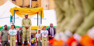 Sanwo-Olu gifts N100,000 to Lagos Batch B Corps members