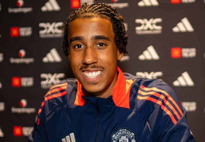 Manchester United complete signing of “top-class centre-back” Leny Yoro Manchester United complete signing of “top-class centre-back” Leny Yoro