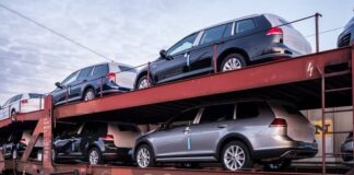 Nigeria’s car import skids 45% as forex woes bite
