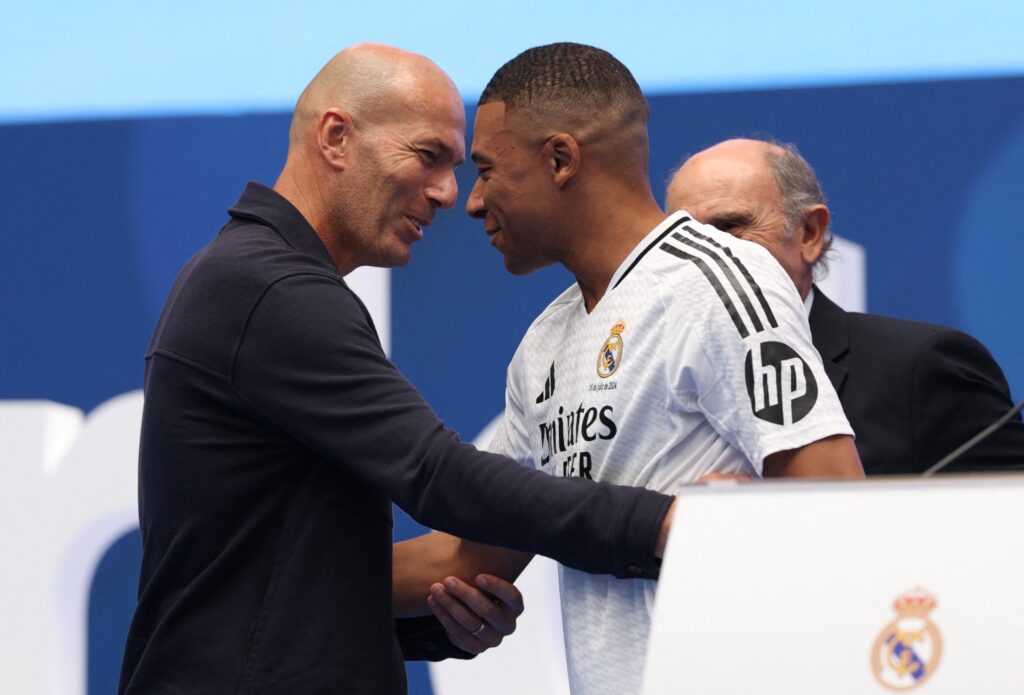 Mbappe alongside former Real Madrid and fellow compatriot, Zinedine Zidane 