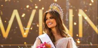 Mia Le Roux has become the first ‘deaf’ Miss South Africa Miss South Africa