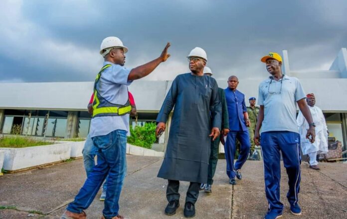 AbdulRazaq inspects Kwara’s indoor sports hall project