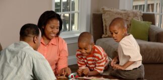 How Nigerian parents build trust and communication with their kids How Nigerian parents build trust and open communication with their kids