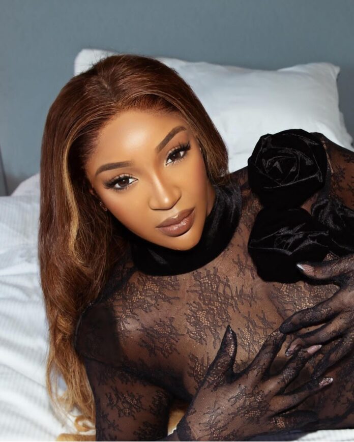 Idia Aisien flaunts impeccable skin in see-through outfit (PHOTOS)