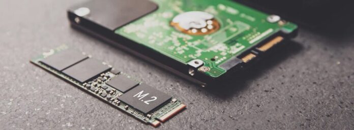 Choosing the right storage for your laptop: Hard Disk Drive vs Solid State Drive Choosing the right storage for your laptop: Hard Disk Drive vs Solid State Drive