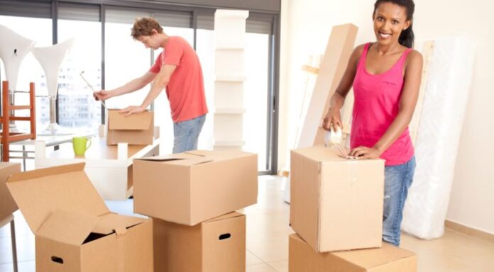 Why it is wrong to move in with your partner before getting married Two people living together before marriage