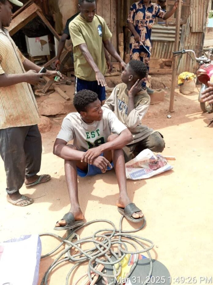 LNSC apprehends two thieves in Lagos LNSC apprehends two thieves in Lagos