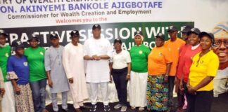 Lagos govt empowers business owners with cash grants
