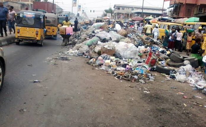 Oyo Gov’t warns residents against illegal refuse dumping Oyo Gov’t warns residents against illegal refuse dumping