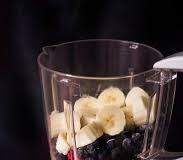 Why you might want to rethink adding Bananas to your Berry Smoothies A Berry Banana Smoothie. Source: Binjal's VEG Kitchen