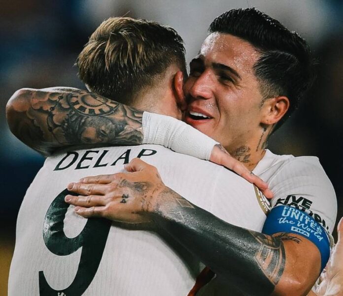 Delap scores first Chelsea goal as Blues trounce Esperance to reach Club World Cup knockouts