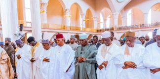 Shettima leads funeral prayers for Aminu, describes him as ‘intellectual giant’ Shettima and Atiku praying together in a mosque