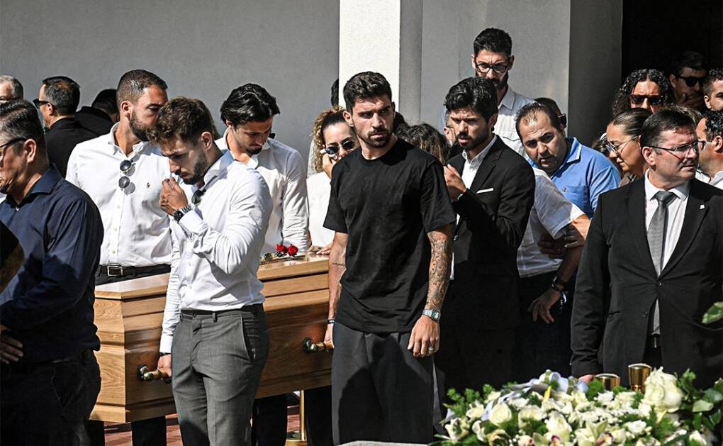 Liverpool forward Diogo Jota and brother Andre Silva, who died in a car crash in Zamora, Spain on Thursday, have been buried in Portugal.