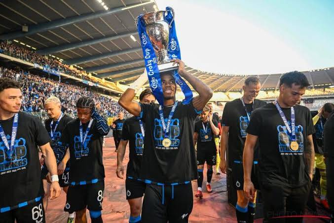 Raphael Onyedika has won the Belgian Super Cup title with Club Brugge after a pulsating 2-1 victory against Union Saint-Gilloise on Sunday night.
