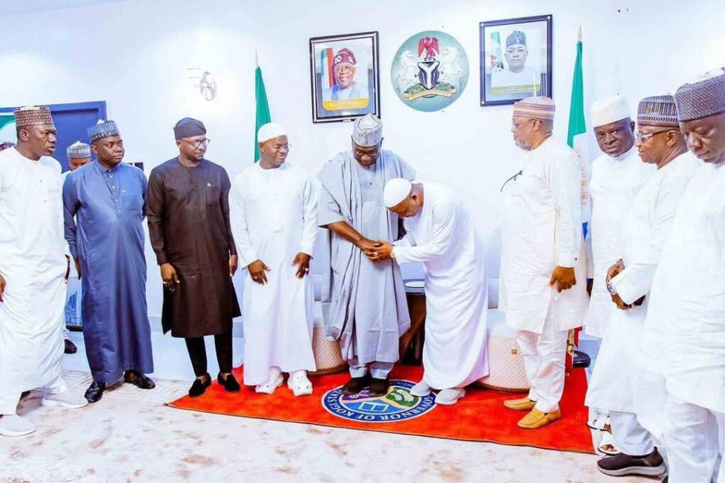 AbdulRazaq condoles with Ododo on father’s death