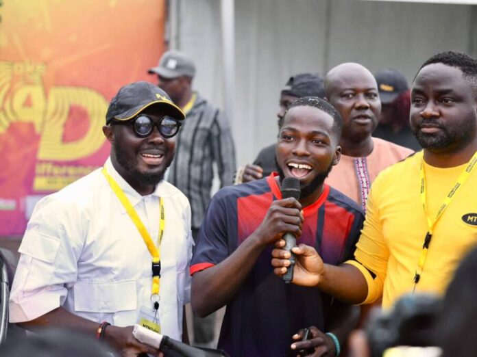 UNIBEN student wins car at MTN Pulse Campus Invasion