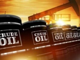 Oil prices dip as US-Iran extend nuclear talks