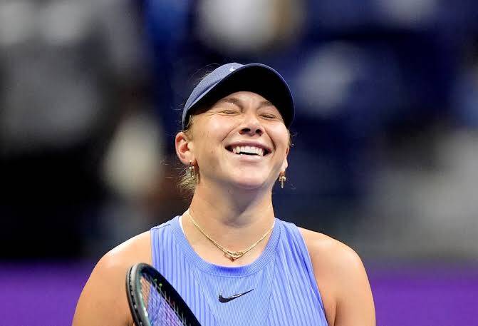 Amanda Anisimova beats Osaka to set up US Open final with Sabalenka