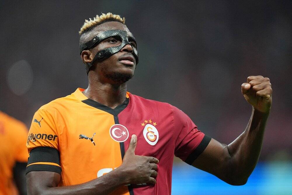 Okan Buruk, Galatasaray, Victor Osimhen, #UCL, Eintracht Frankfurt.