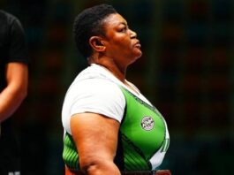 Nigeria’s Folashade Oluwafemiayo breaks her own world record, lifting 168kg to win gold and her 4th world title in Cairo.