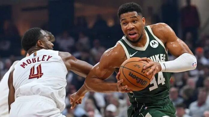 Wembanyama and Giannis claim early NBA Player of the Week honours Wembanyama and Giannis Antetokounmpo explode into the new NBA season, earning Player of the Week awards with dominant scoring, rebounding and elite leadership.