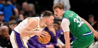 Luka Doncic posts 33 points in Lakers’ win over Mavericks Tennis star Luka Doncic shines as the LA Lakers beat the Dallas Mavericks in the NBA.